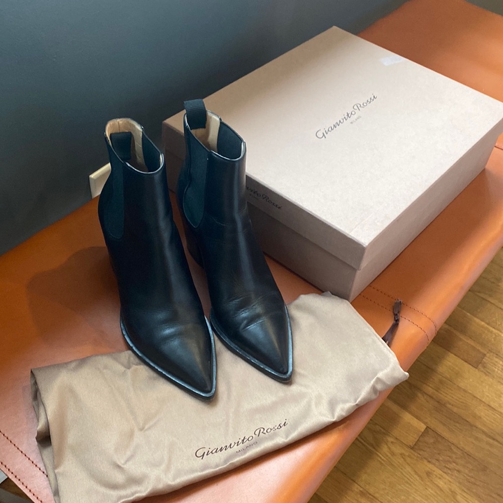 Gianvito Rossi Leather Romney Boots 70 a Great Classic